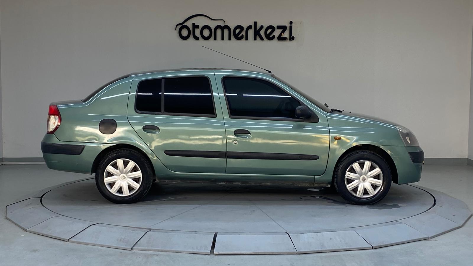 RENAULT CLIO 6